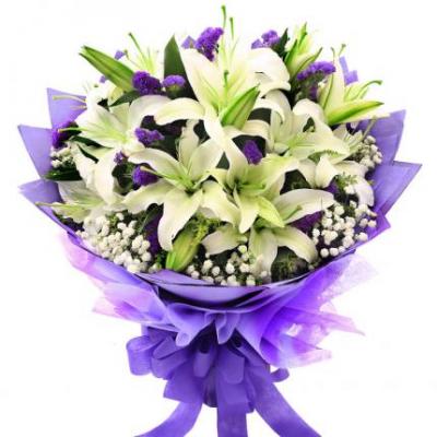 6朵多头香水白百合花束 同城鲜花配送