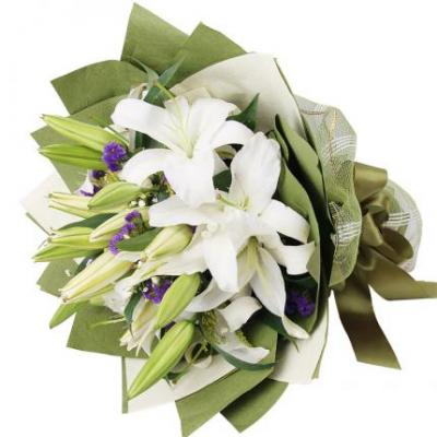 7朵香水白百合花束 同城鲜花配送