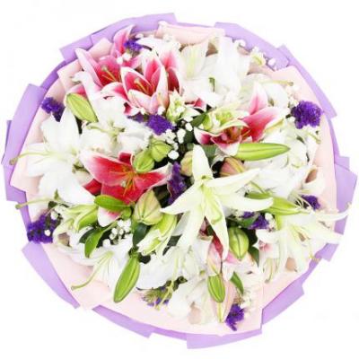 6朵粉百合+5朵白百合花束 同城鲜花配送